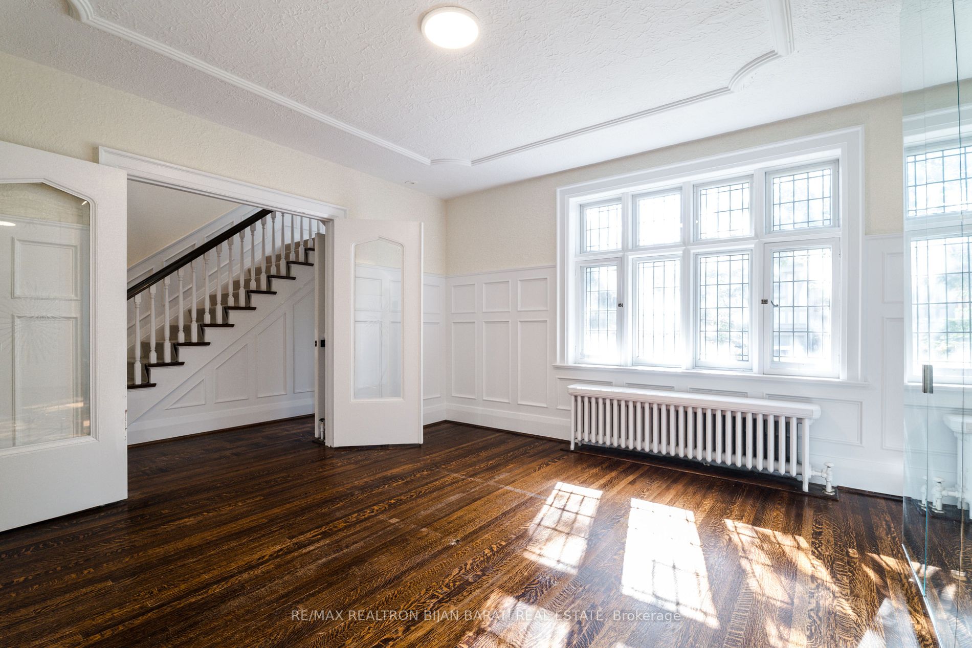 62 Elderwood Dr