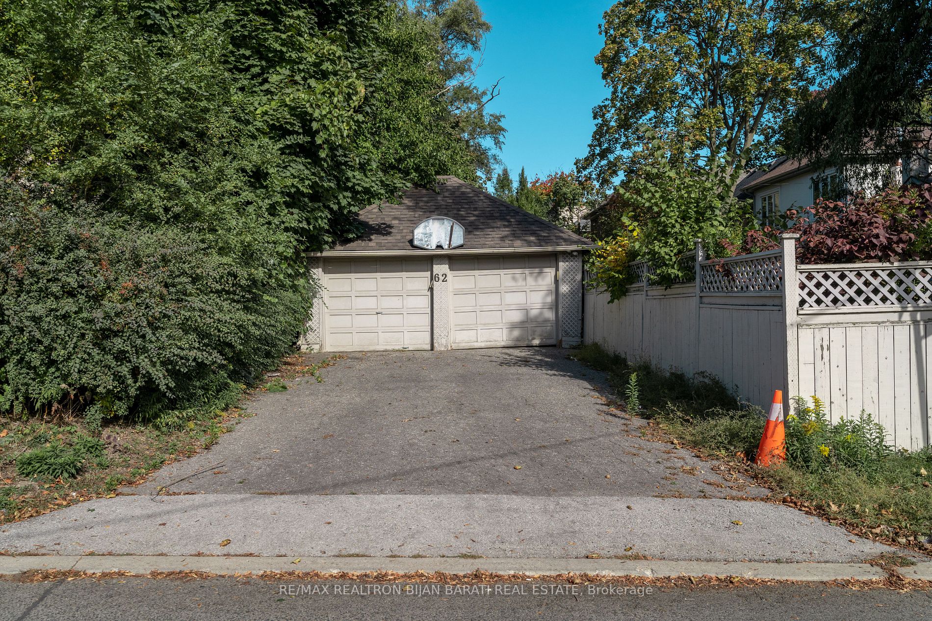 62 Elderwood Dr
