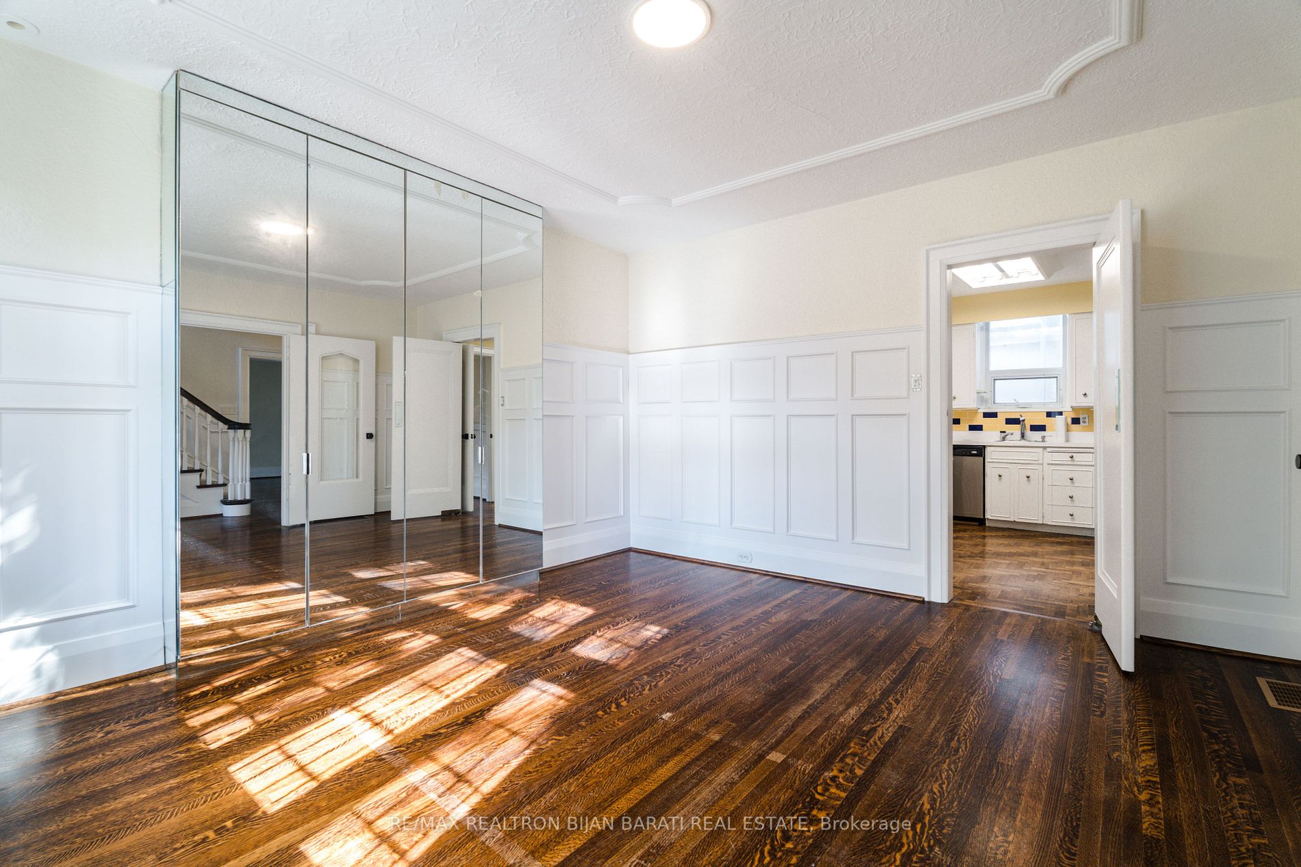 62 Elderwood Dr