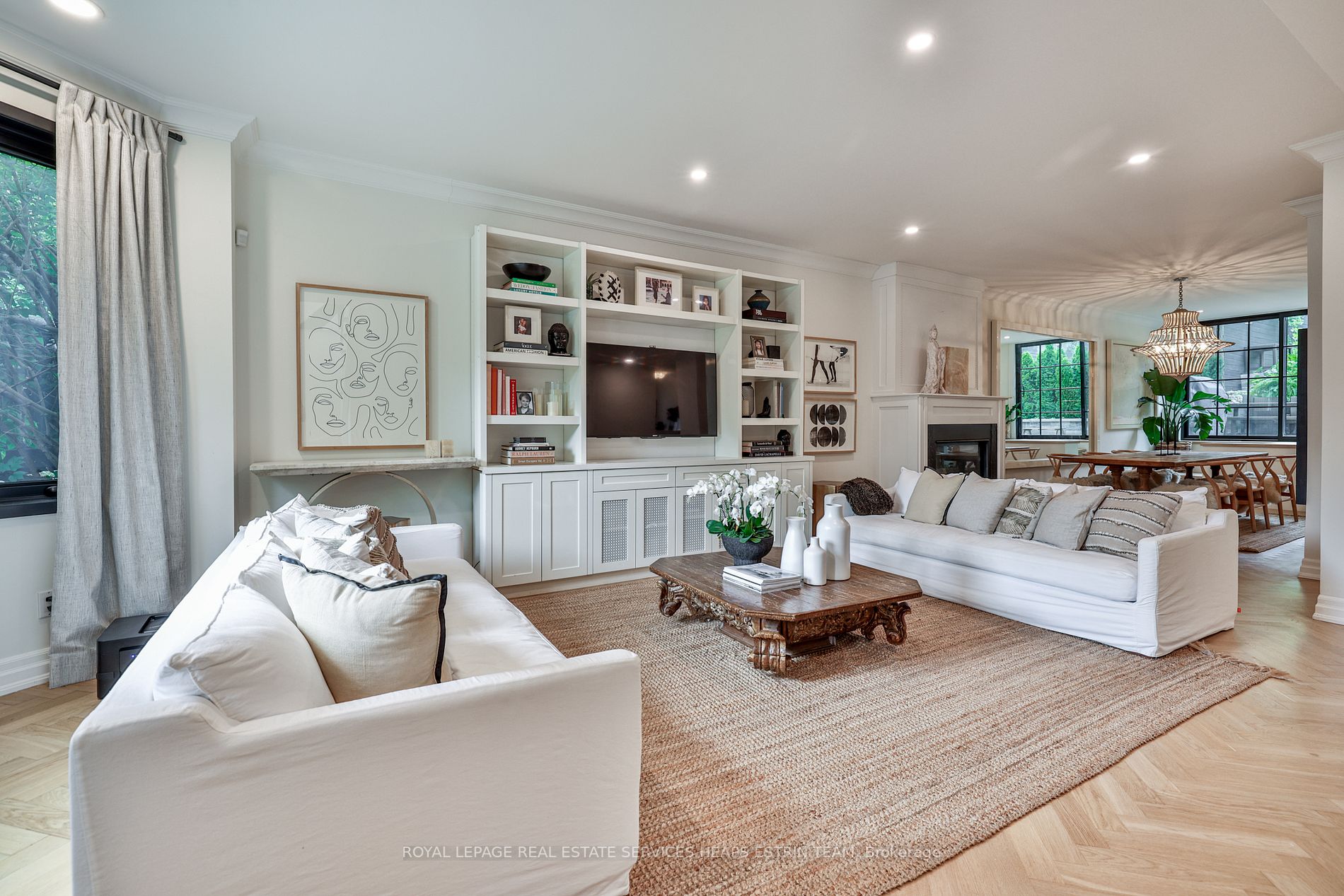 32 Nesbitt Dr