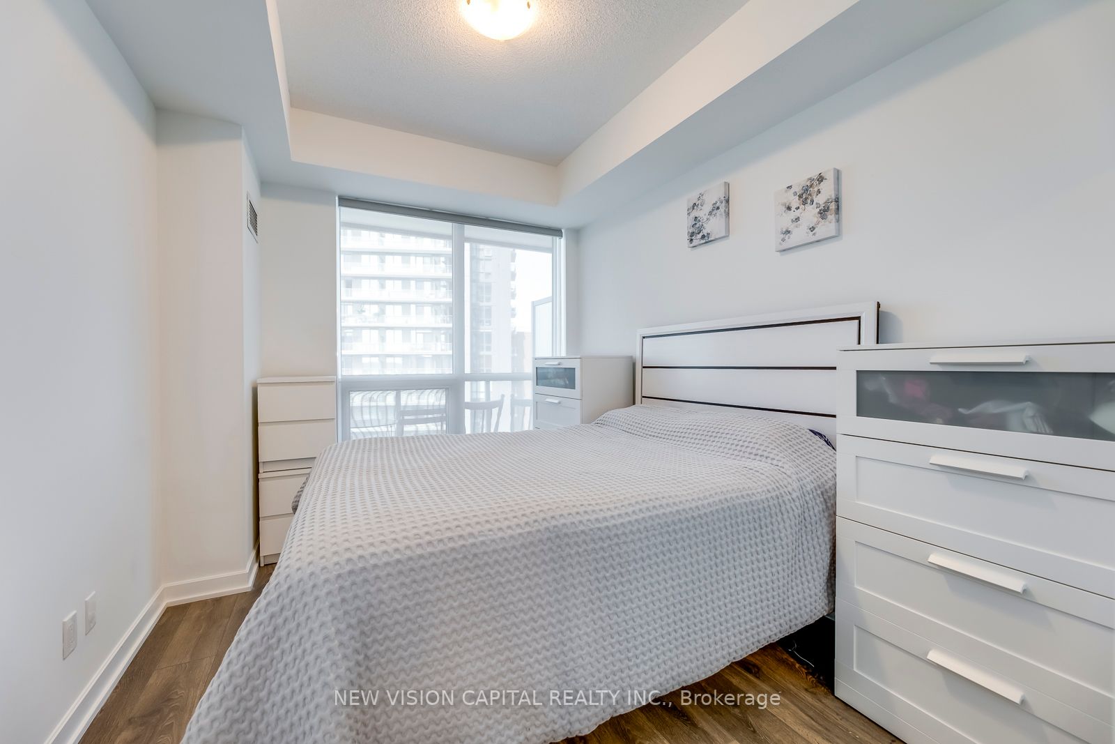 32 Forest Manor Rd, #611