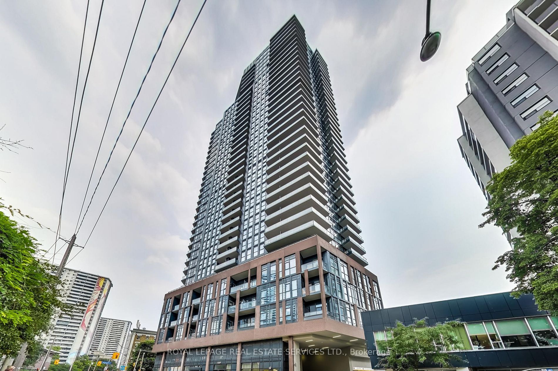 159 Wellesley St E, #710