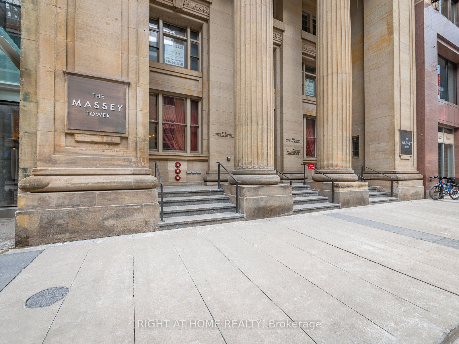 197 Yonge St, #5607