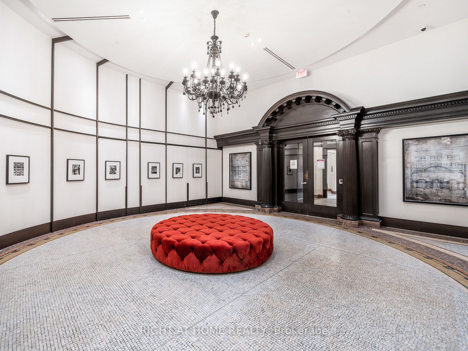 197 Yonge St, #5607