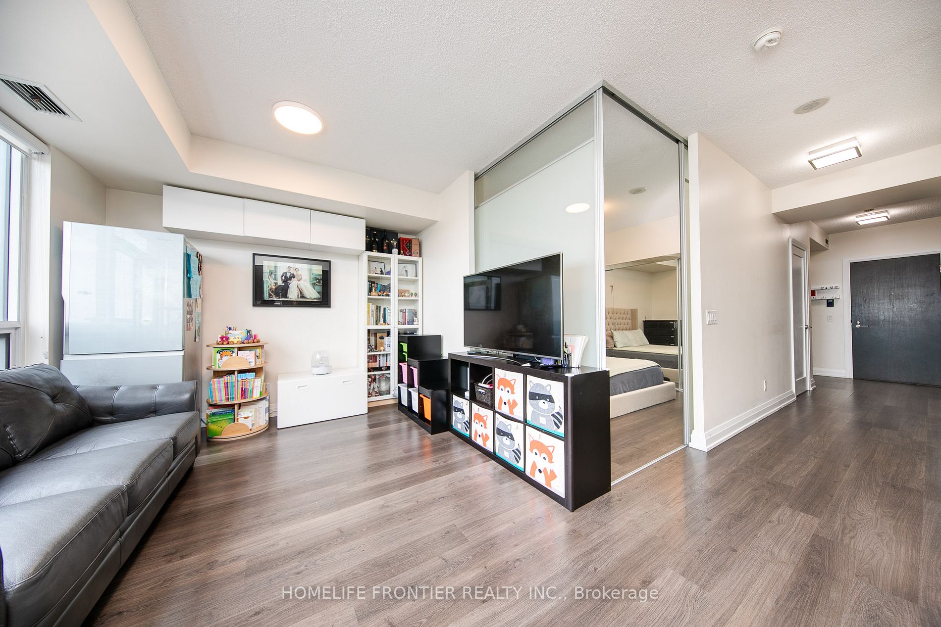 5 Sheppard Ave E, #3224