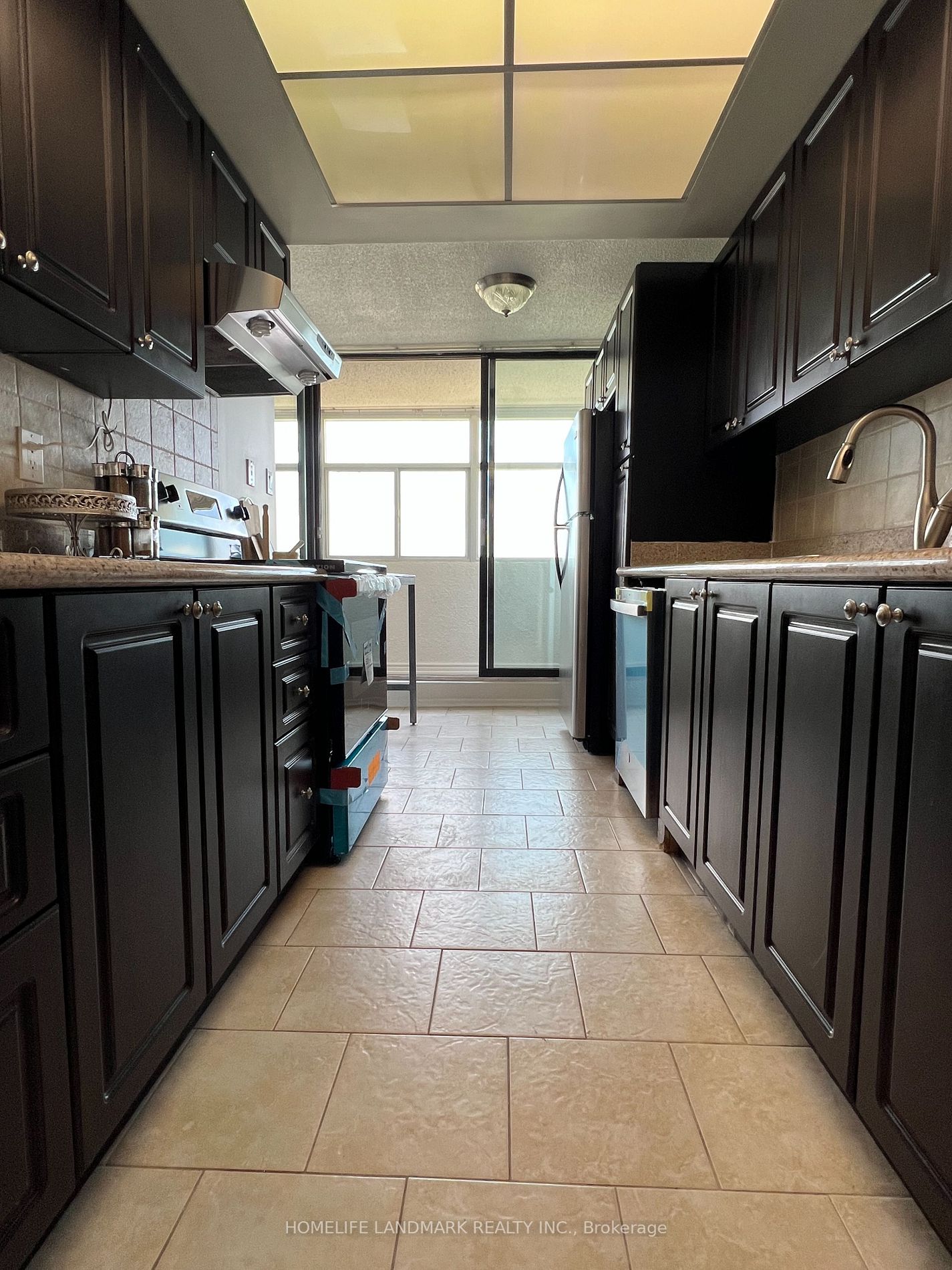 100 Antibes Dr, #2201