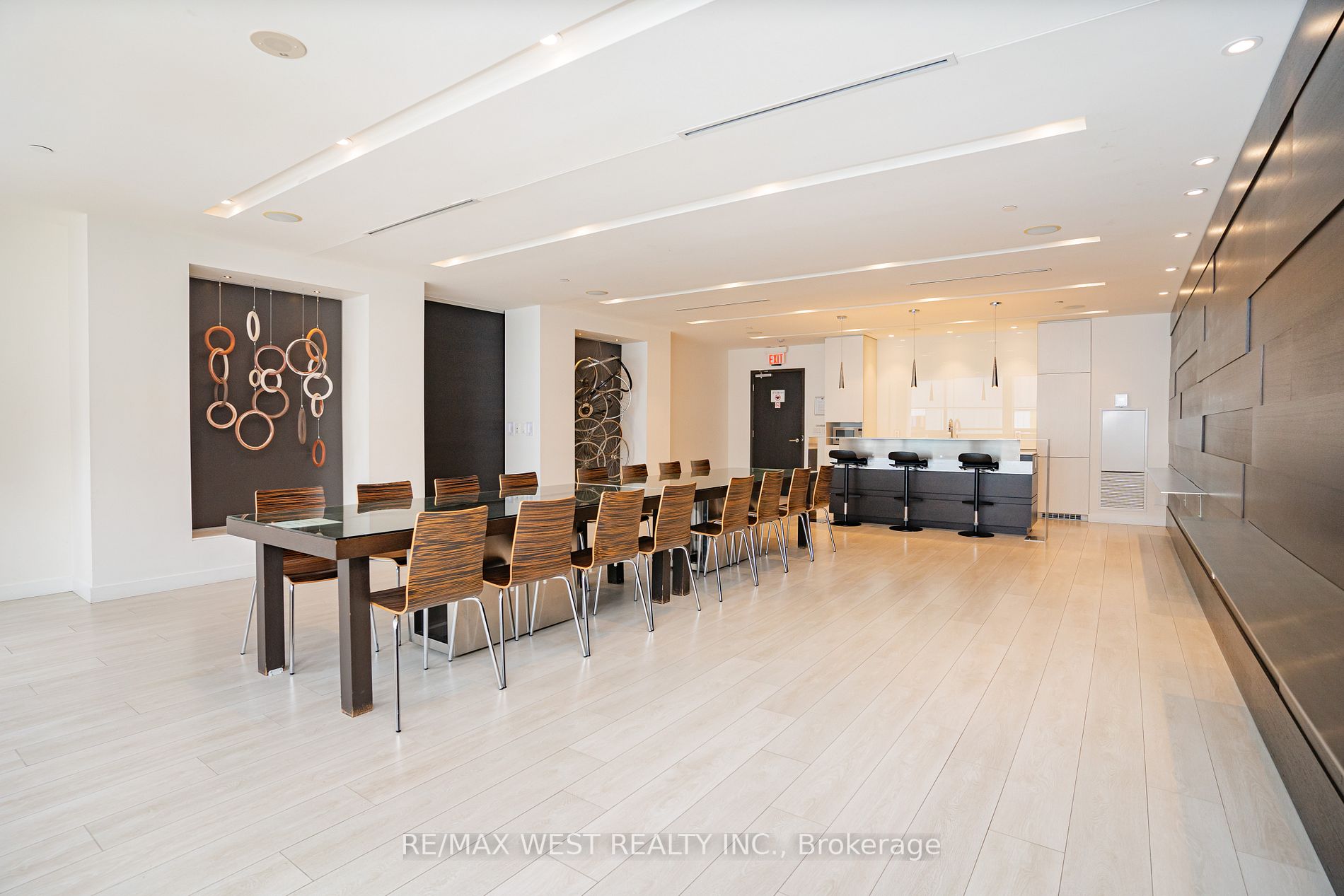 55 Regent Park Blvd, #613
