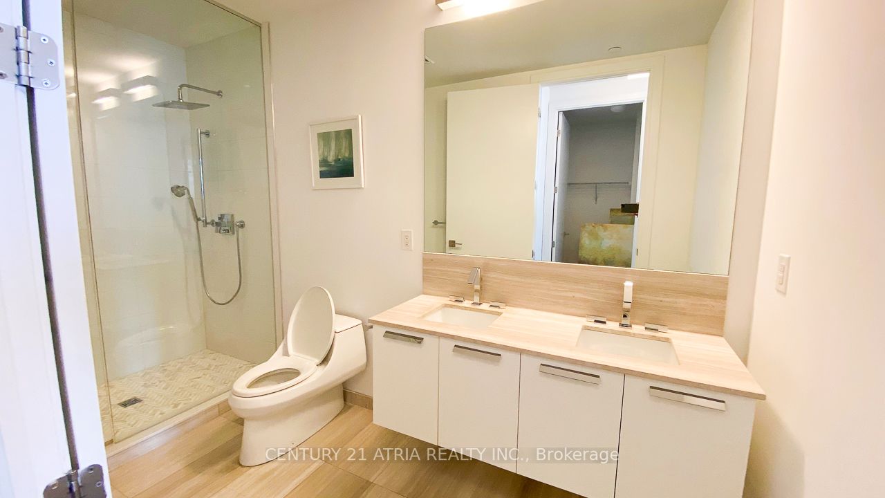 50 Charles St E, #4906