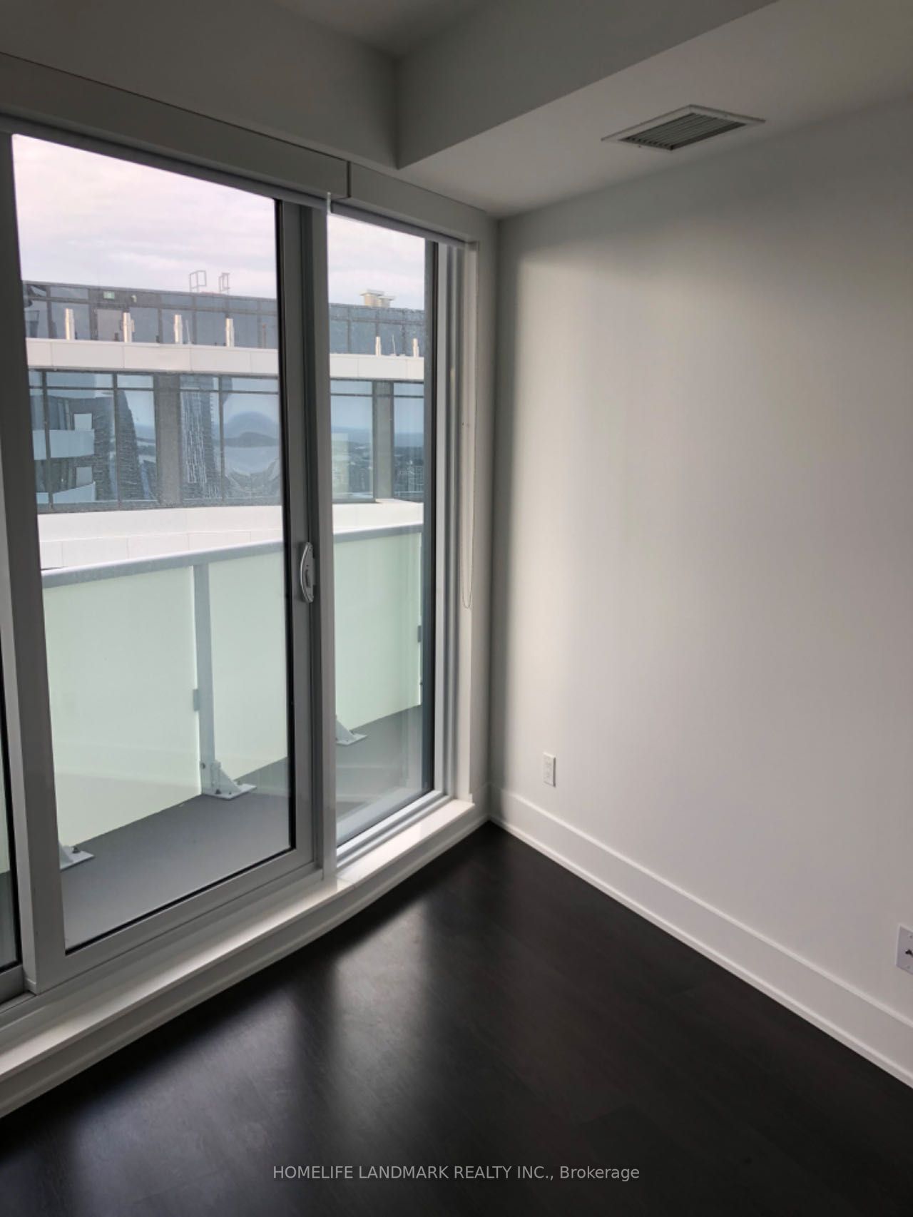 403 Church St, #3908