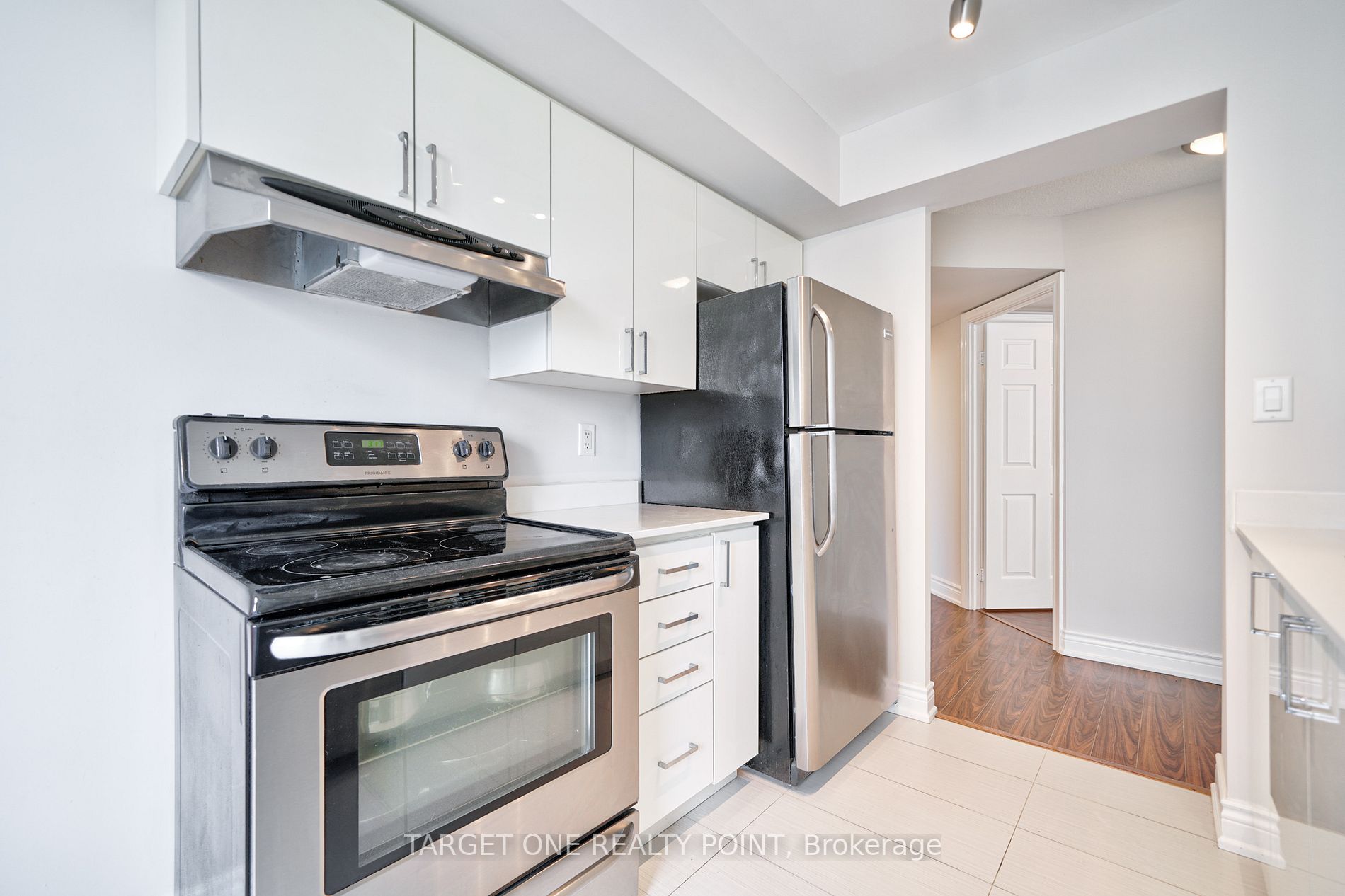 35 Empress Avenue, #1010