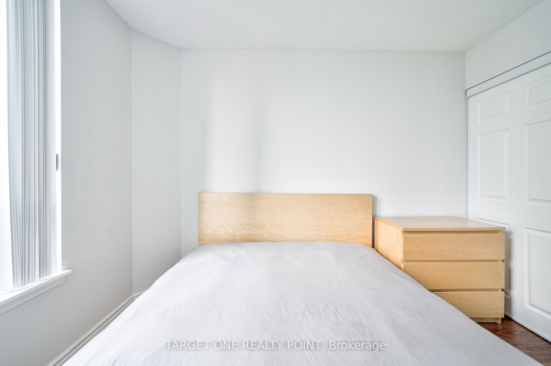 35 Empress Avenue, #1010