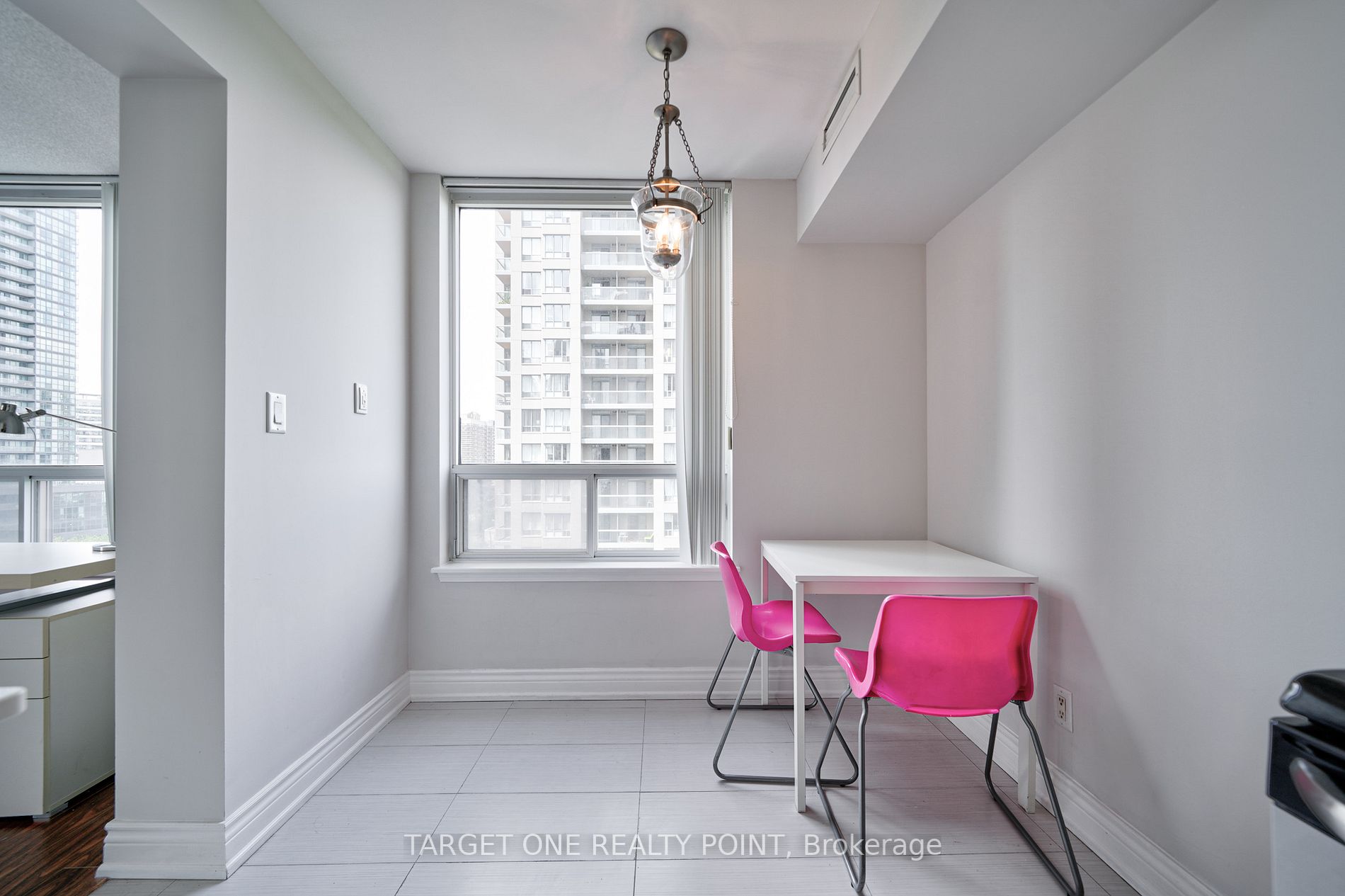35 Empress Avenue, #1010