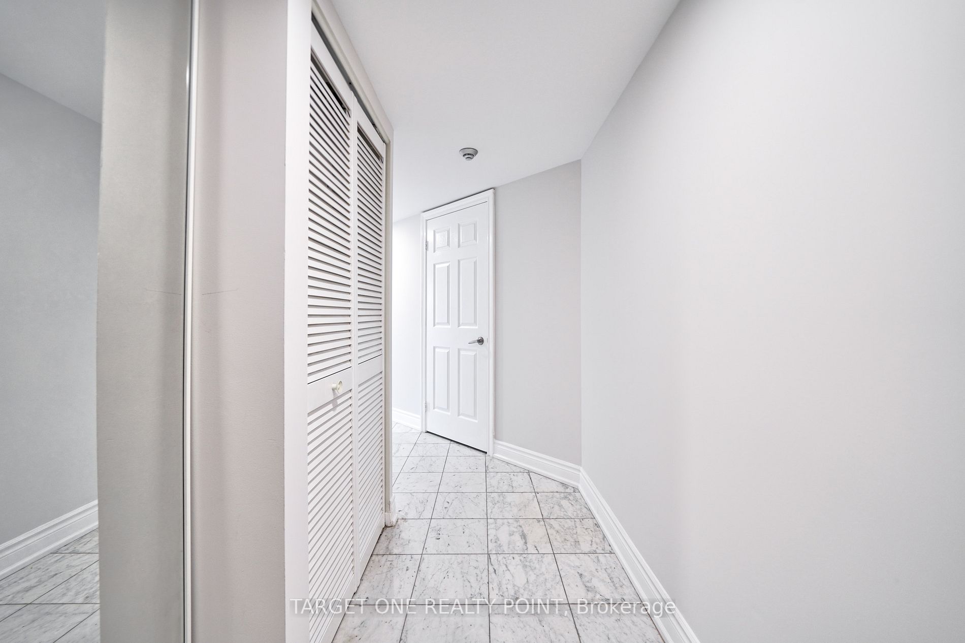 35 Empress Avenue, #1010