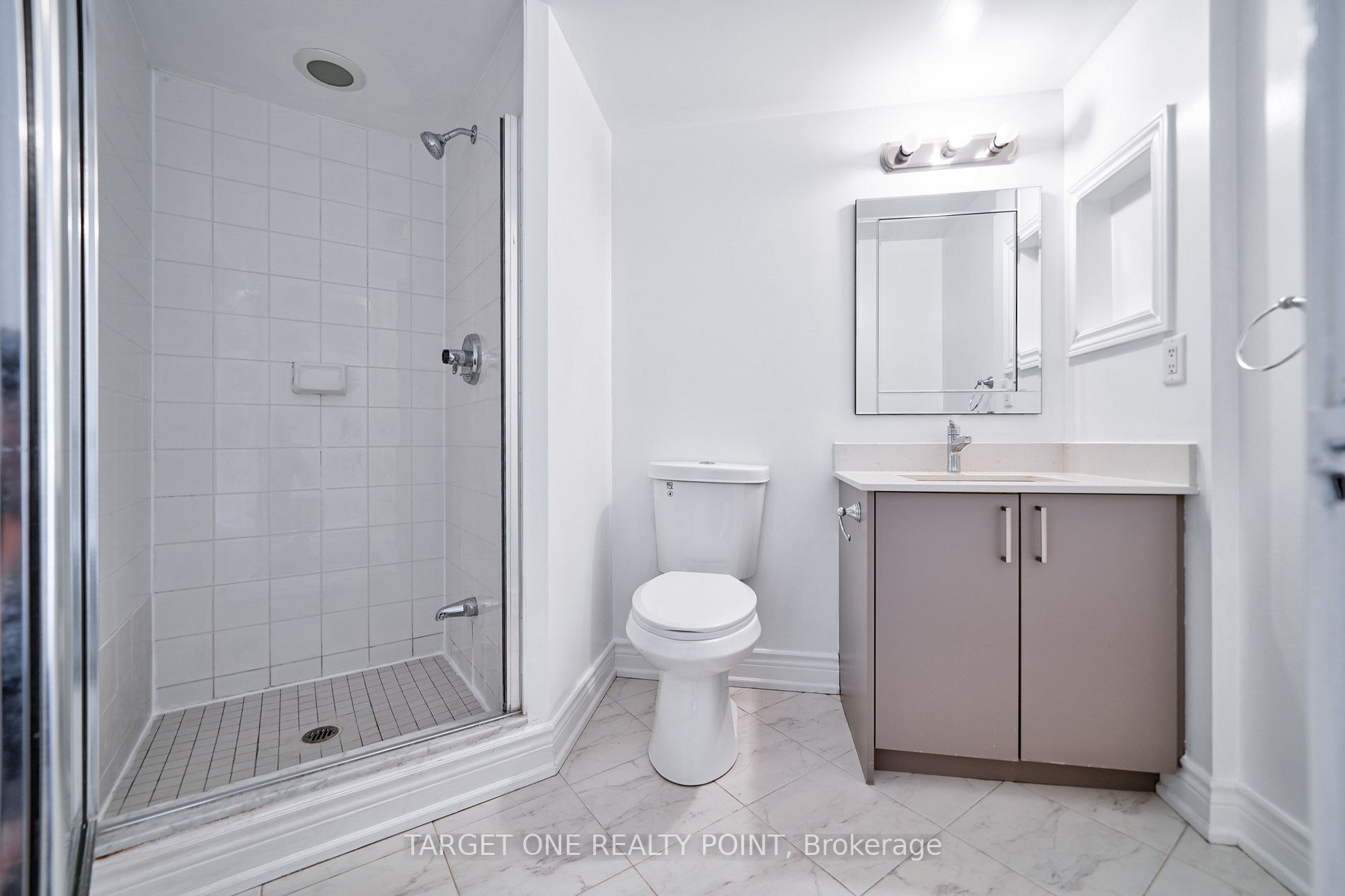 35 Empress Avenue, #1010