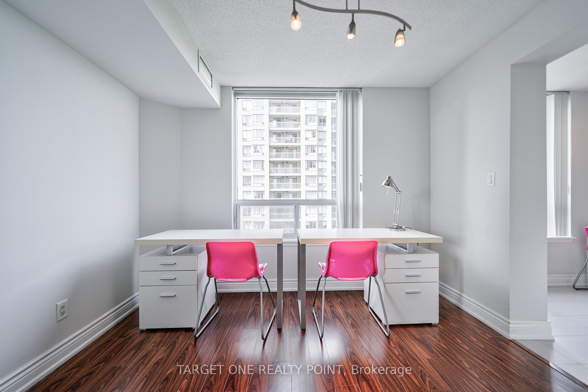35 Empress Avenue, #1010