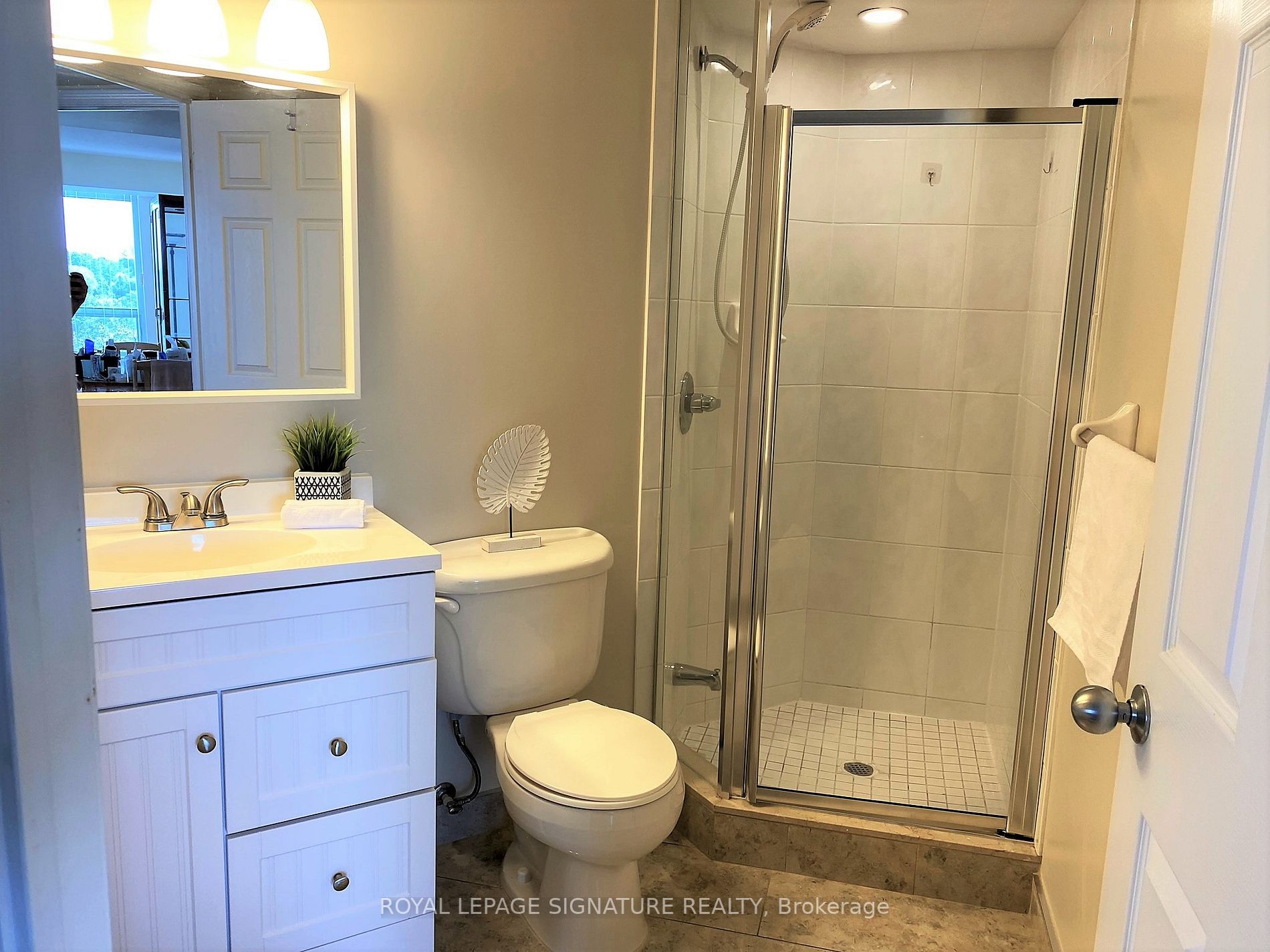 153 Beecroft Rd, #805