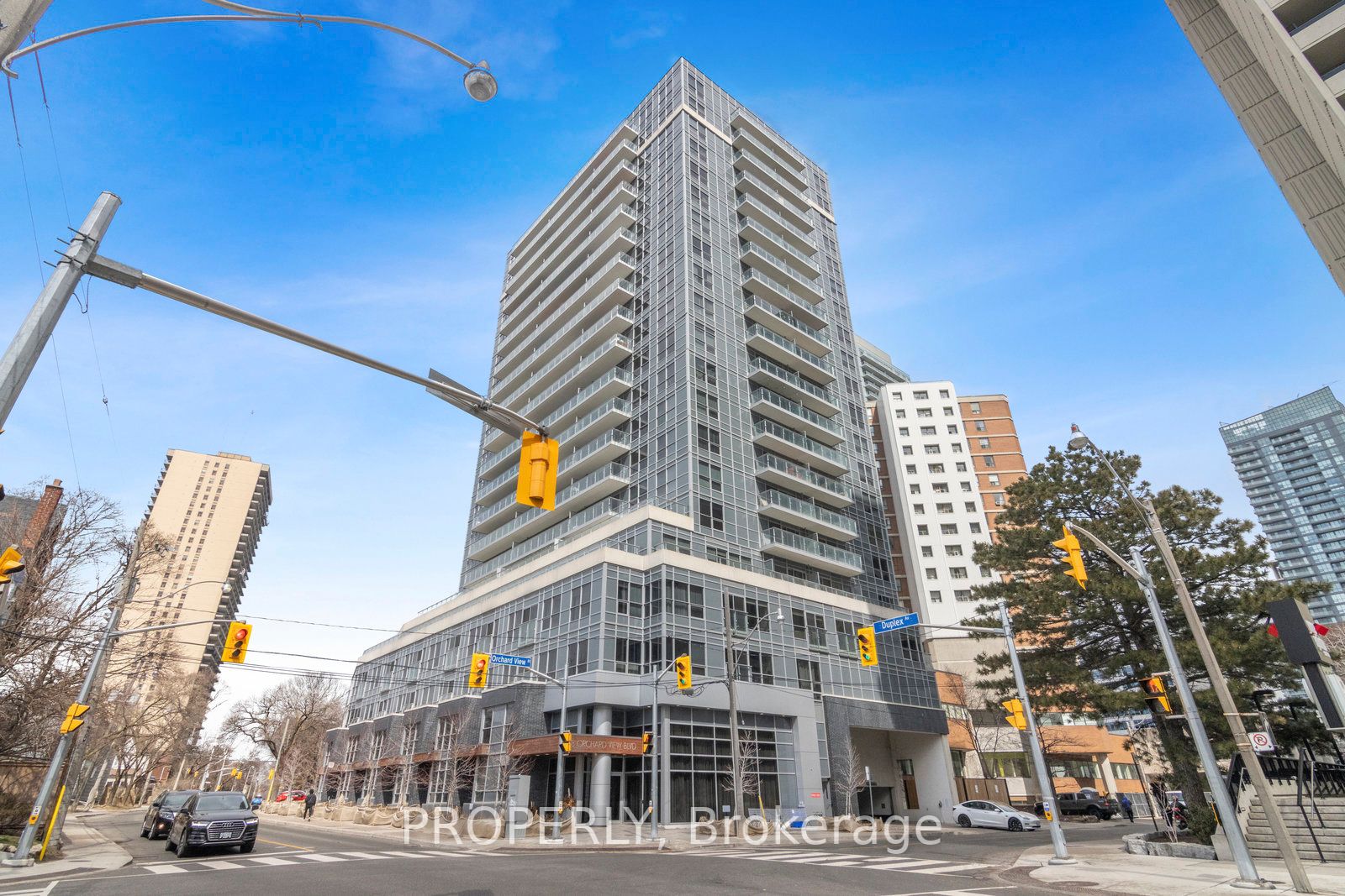 58 Orchard View Blvd, #1109