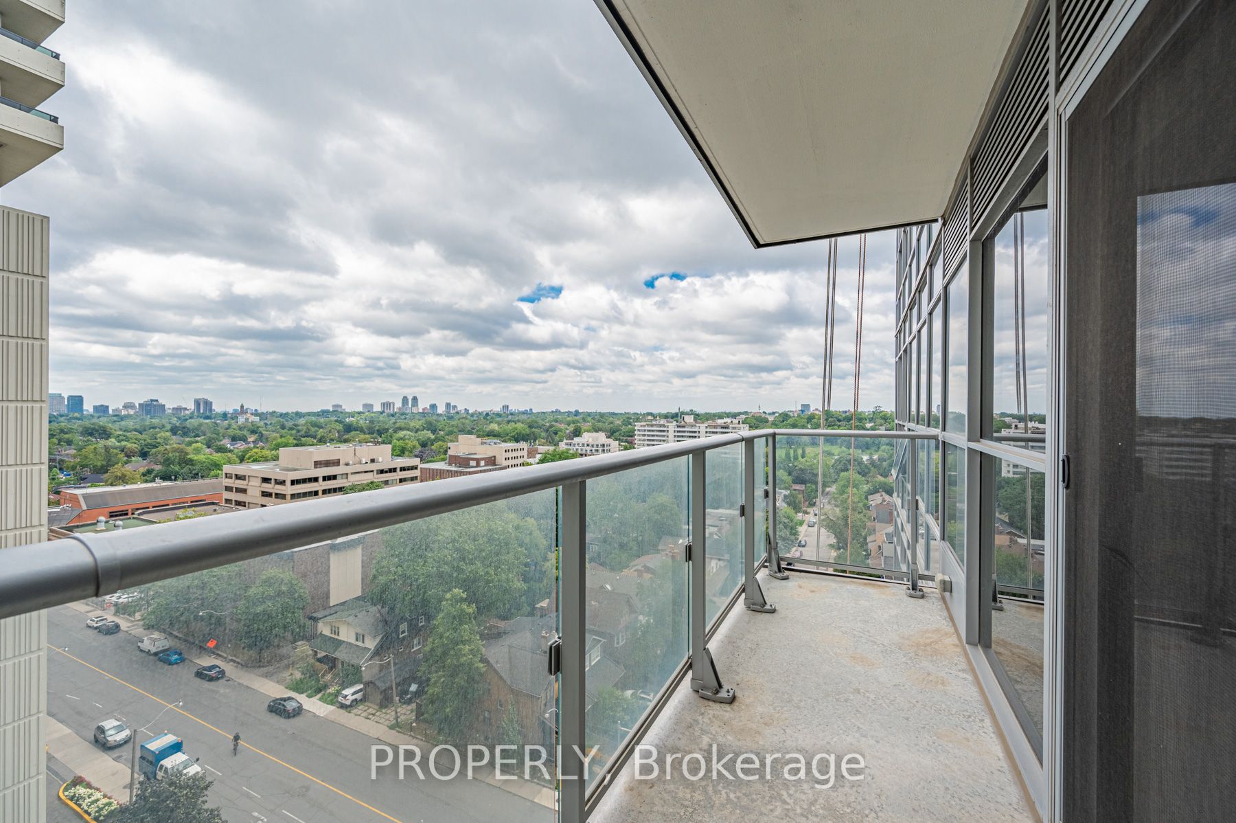 58 Orchard View Blvd, #1109