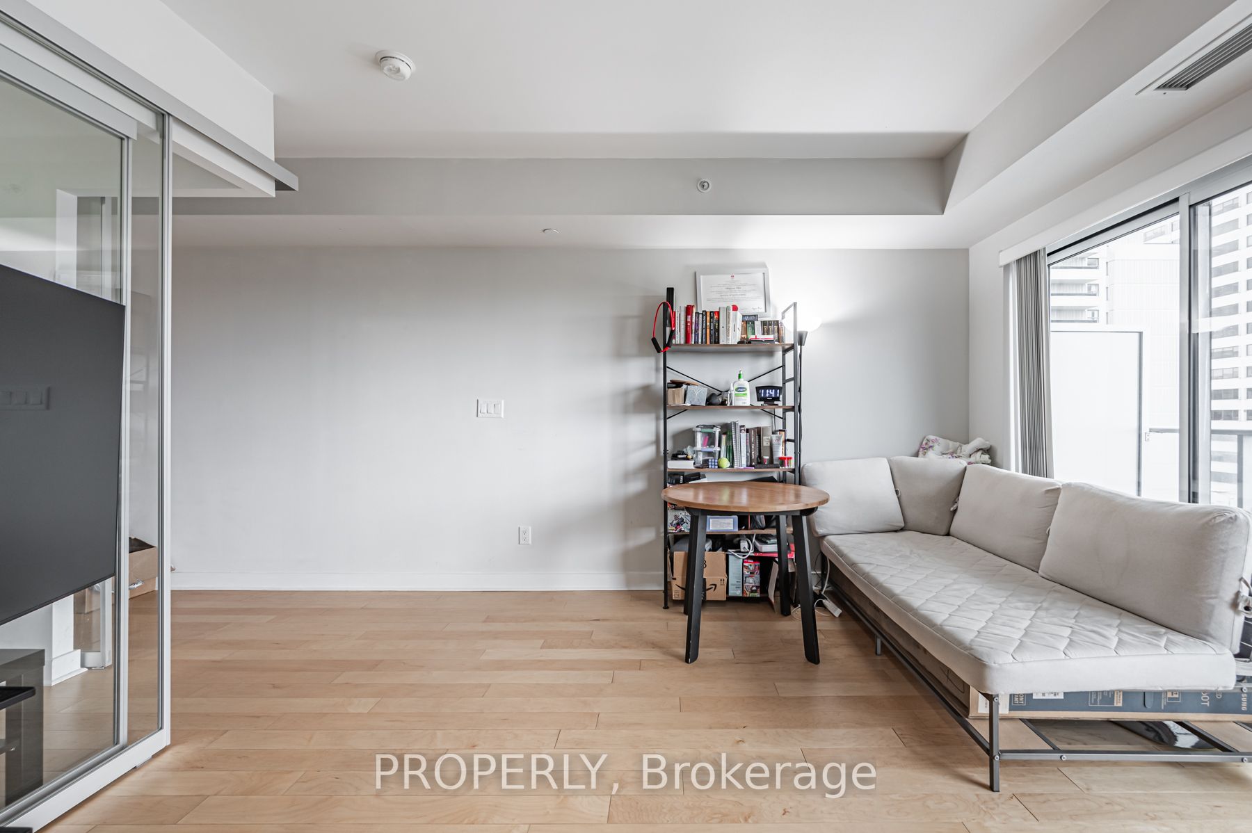 58 Orchard View Blvd, #1109