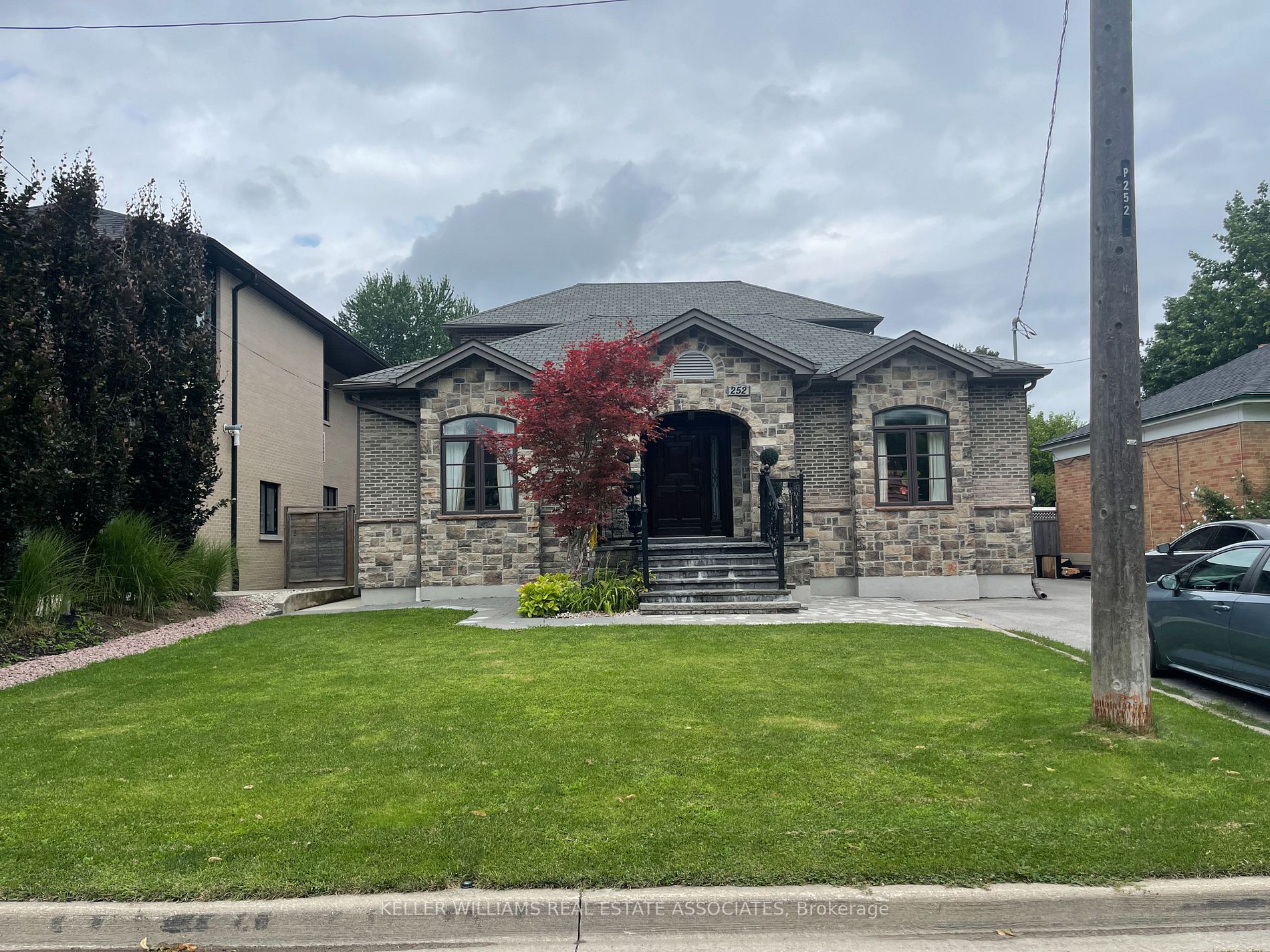 252 Codsell Avenue, #Bsmt