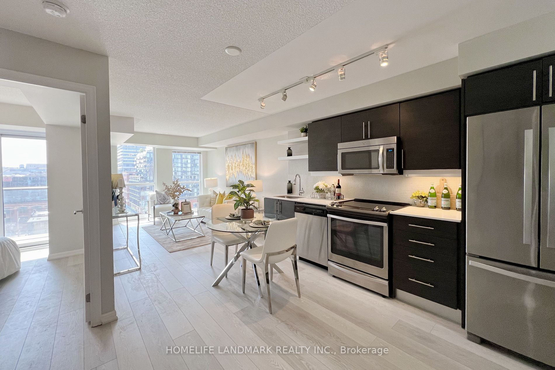 400 Adelaide St E, #1119
