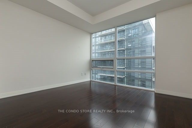 460 Adelaide St E, #1911