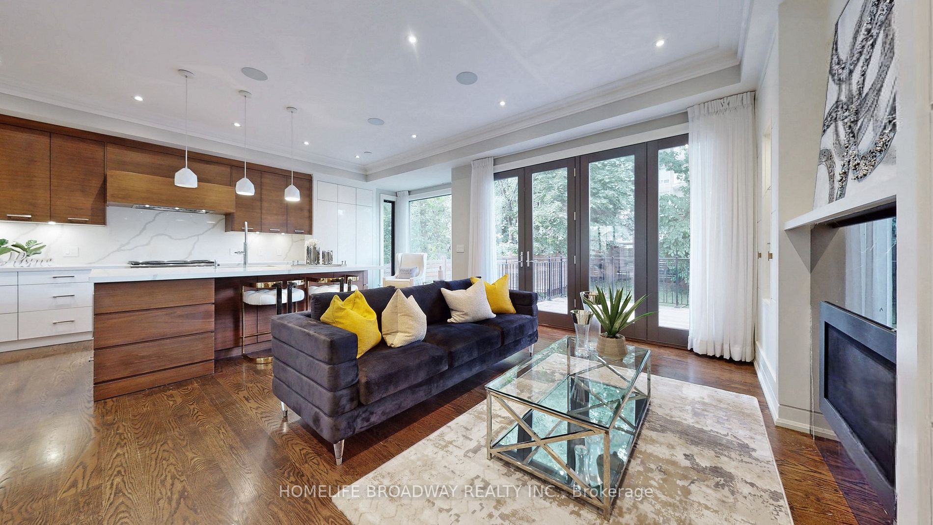 100 Parklea Dr