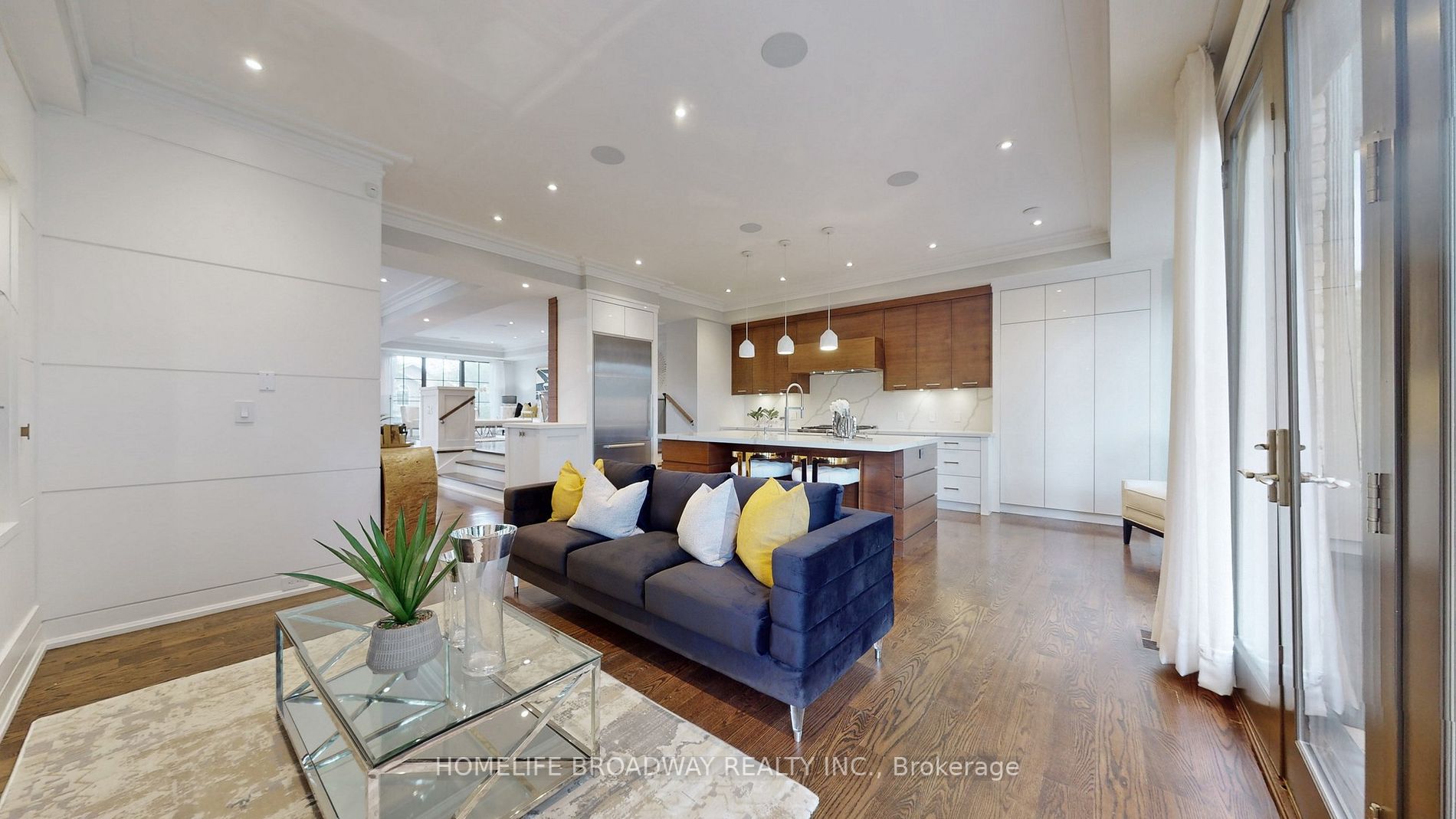 100 Parklea Dr