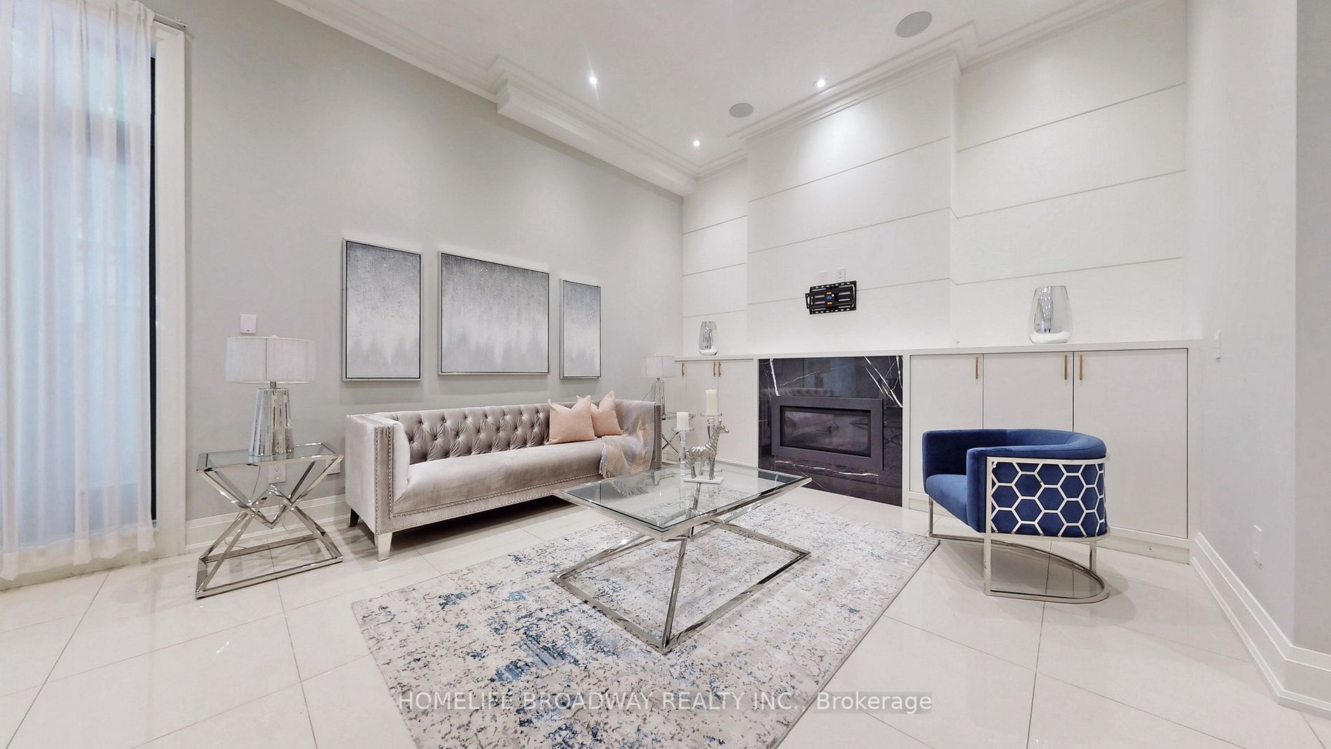 100 Parklea Dr