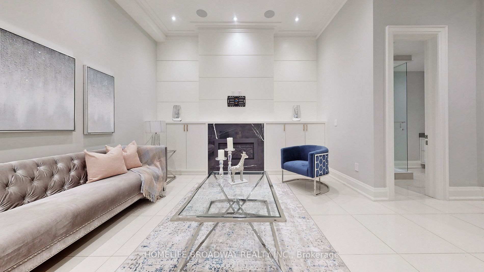 100 Parklea Dr
