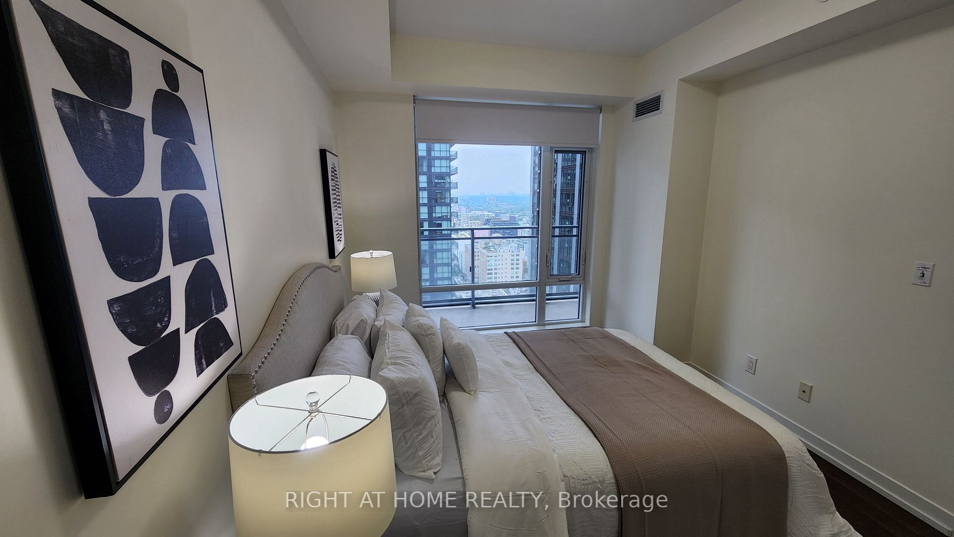 21 Widmer St, #2901
