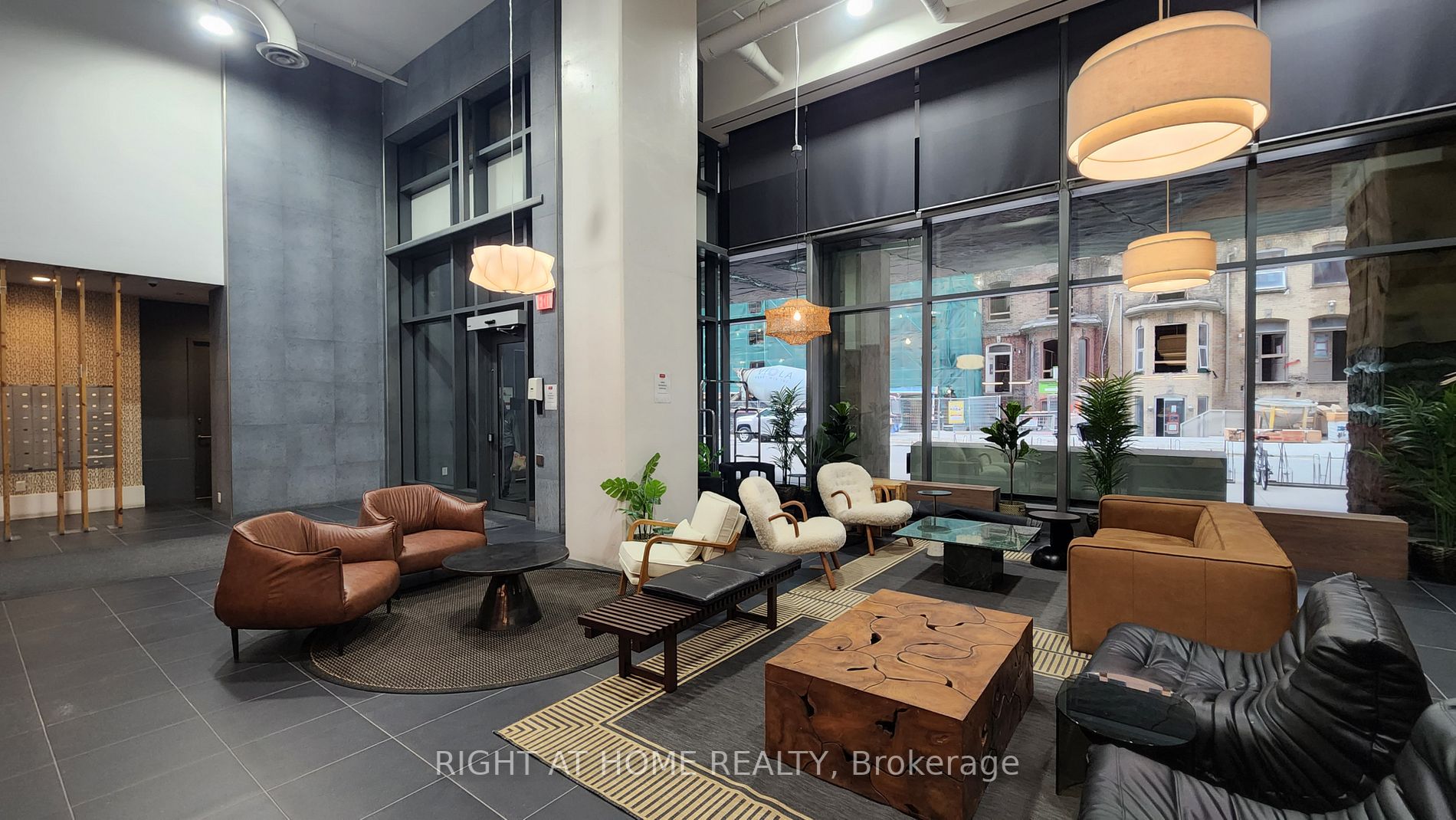 21 Widmer St, #2901
