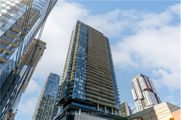 290 Adelaide St W, Toronto