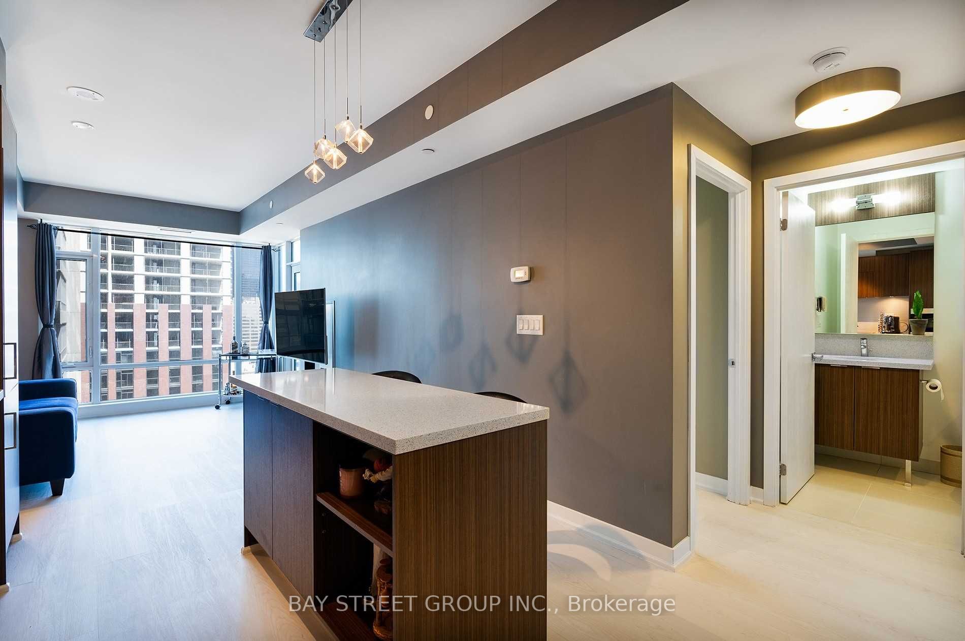 21 Widmer St, #2707