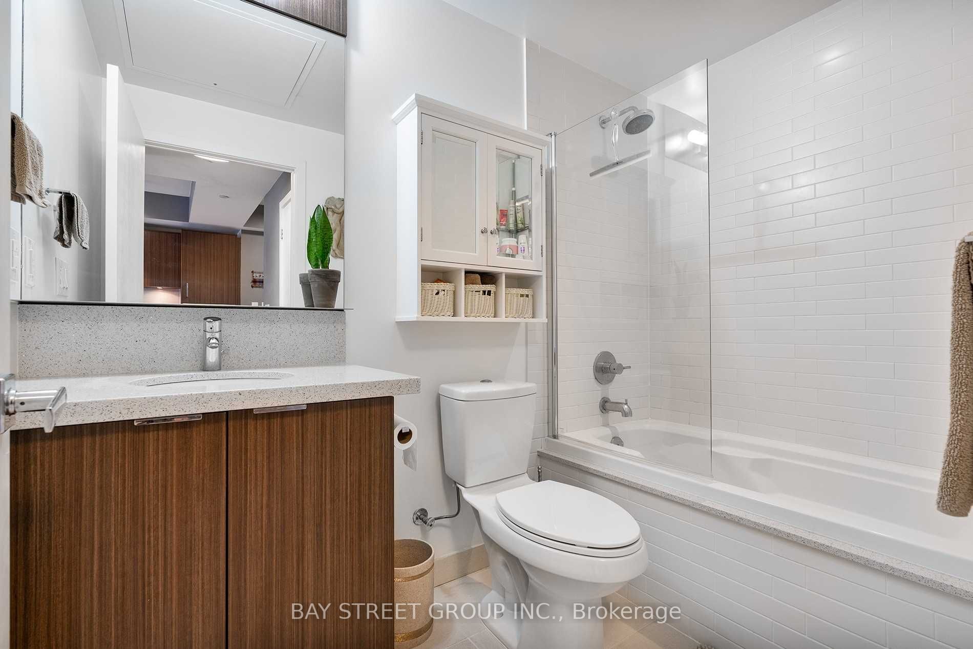 21 Widmer St, #2707