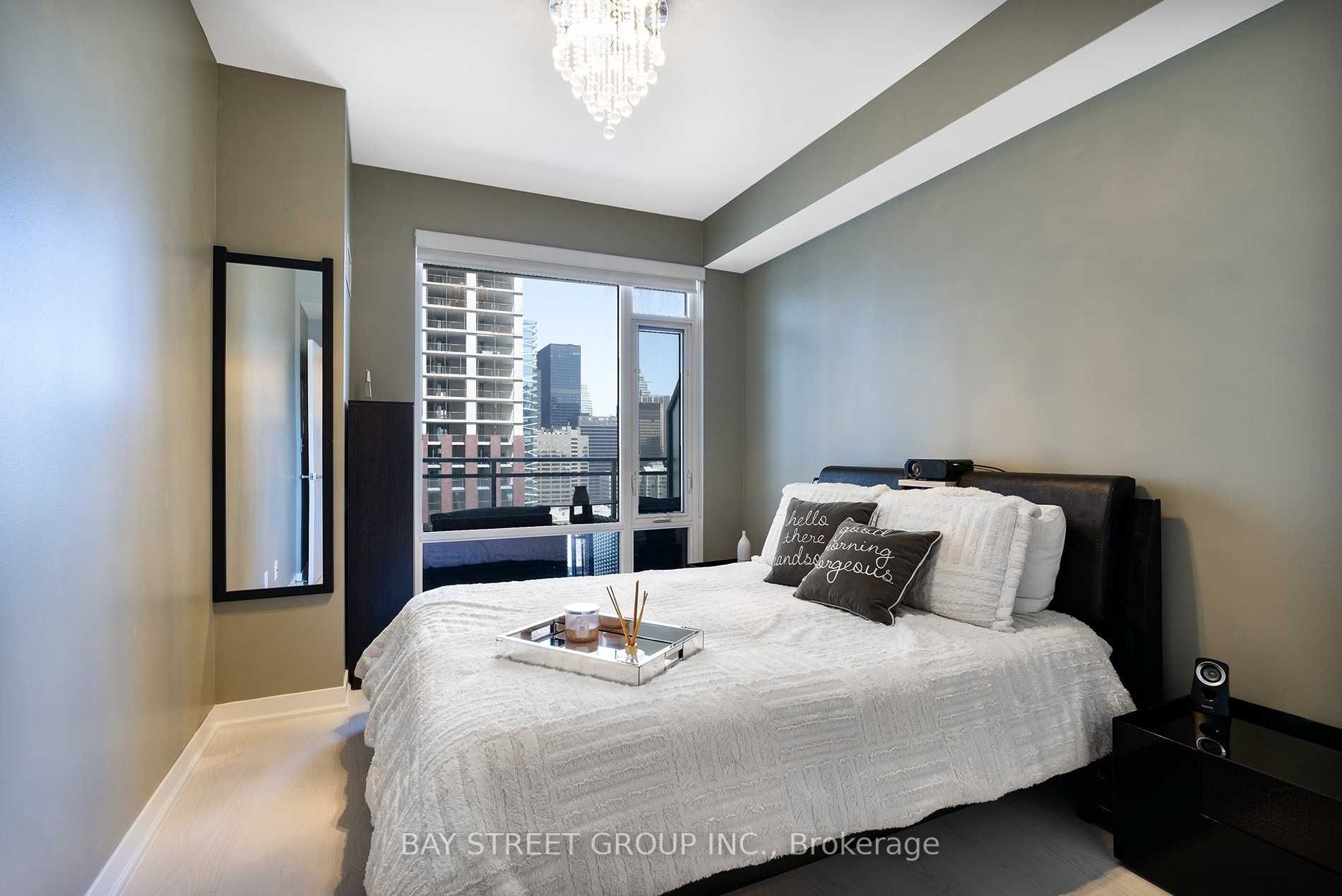 21 Widmer St, #2707