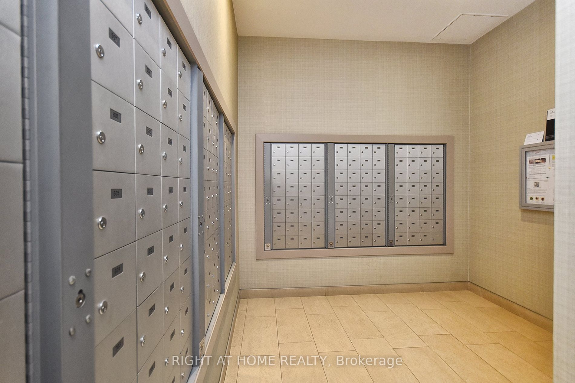 5740 Yonge St, #1102