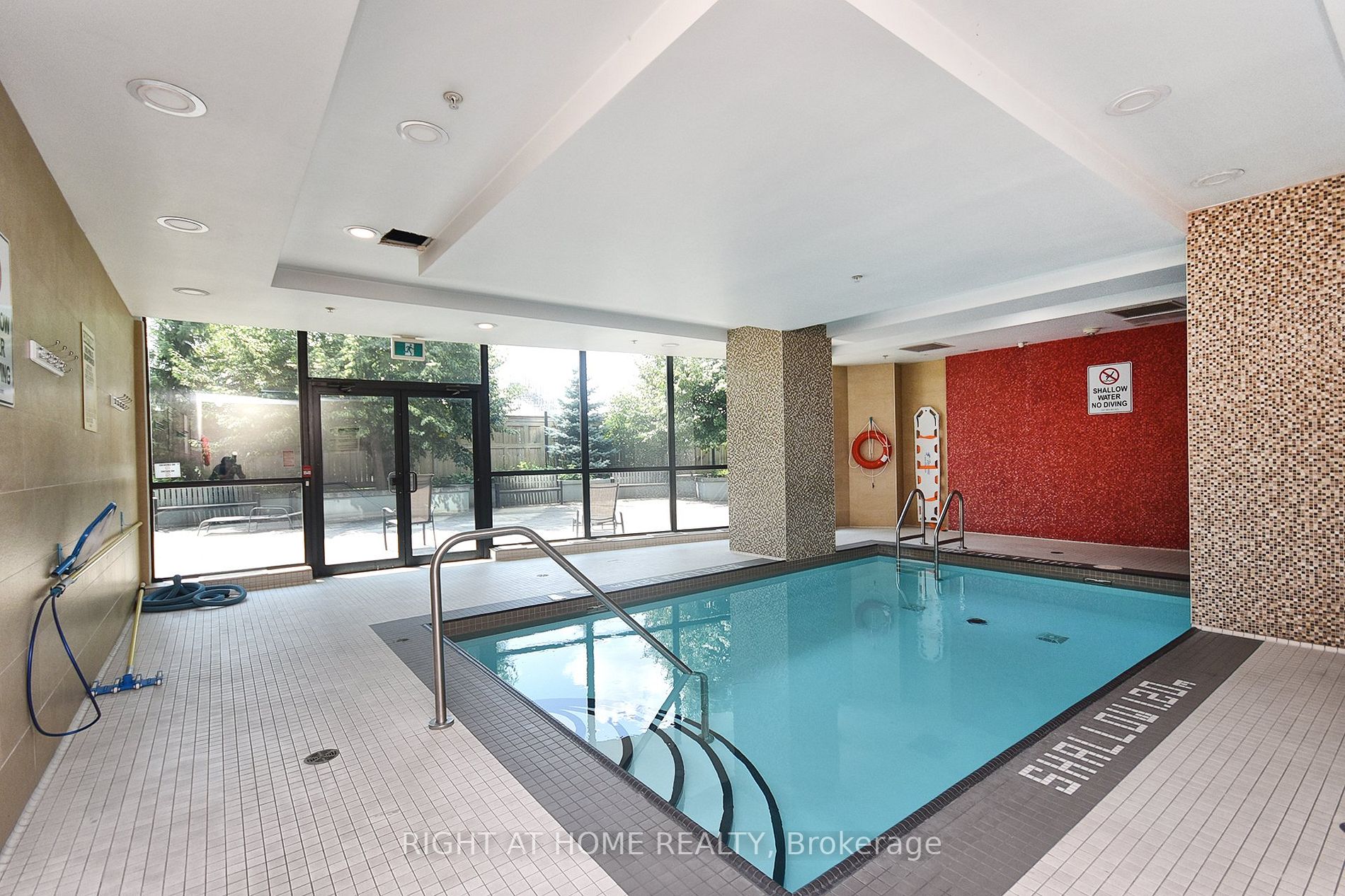 5740 Yonge St, #1102