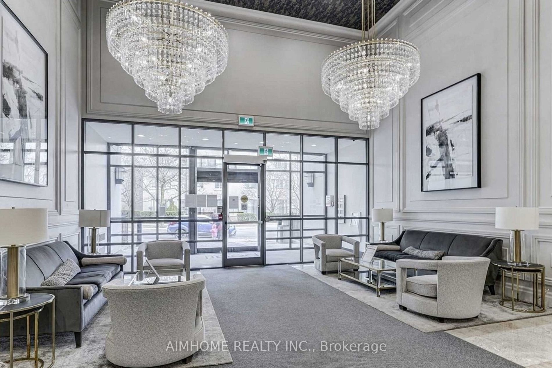 35 Hollywood Avenue, #822