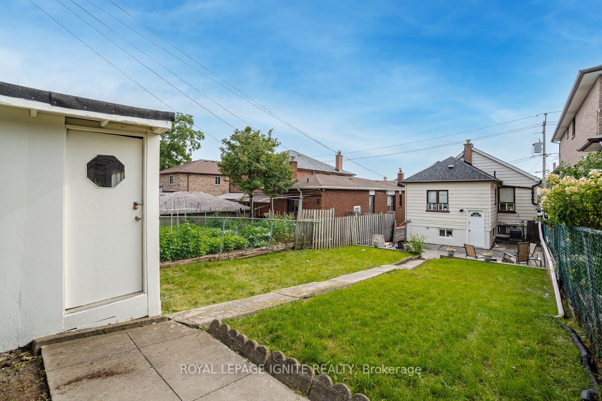 479 Northcliffe Boulevard