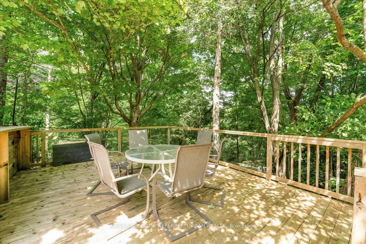 64 Blue Forest Dr