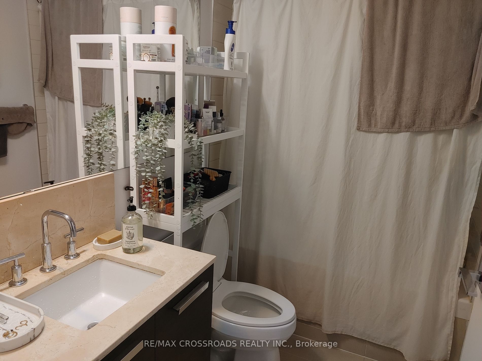 Listing C6731112 - Large Photo # 8