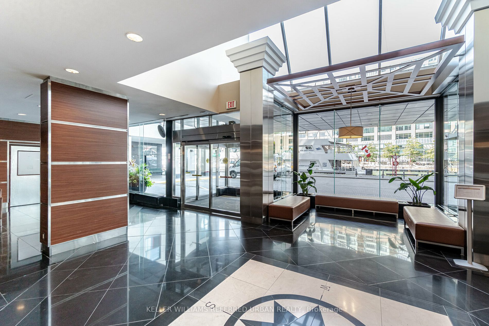 77 Harbour Sq, #502