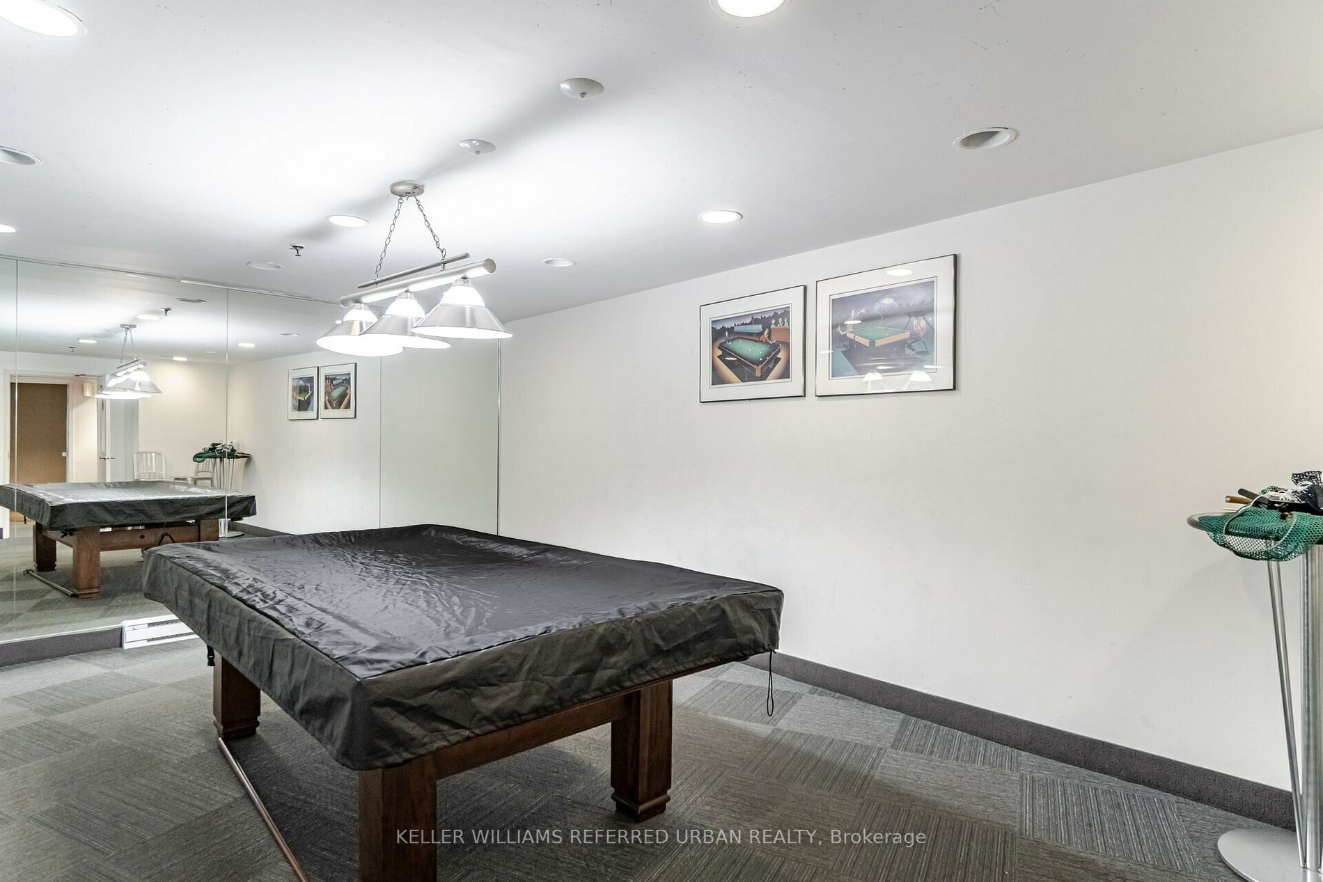 77 Harbour Sq, #502