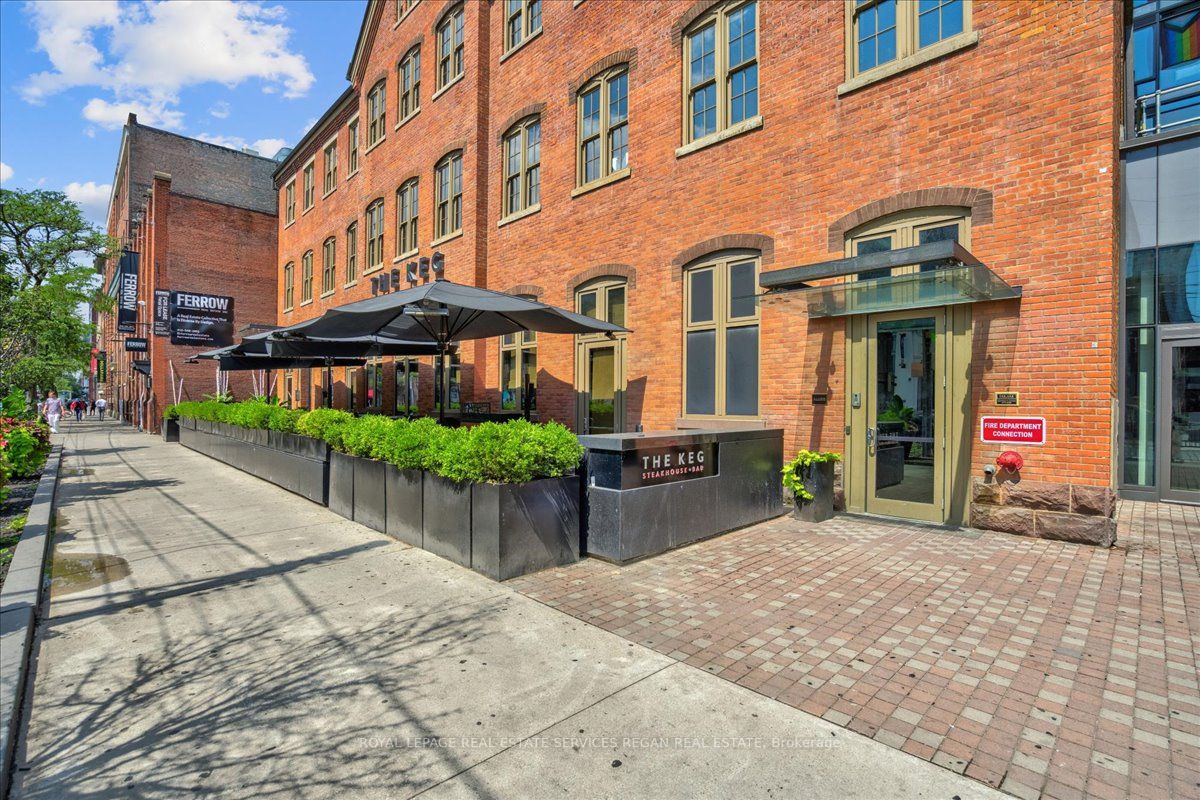 560 King St W, #620