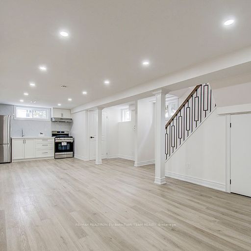 160 Three Valleys Dr