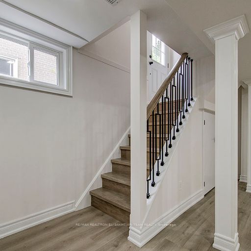 160 Three Valleys Dr