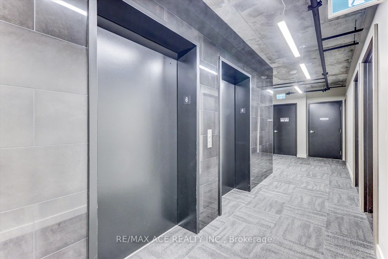 458 Richmond St, #603