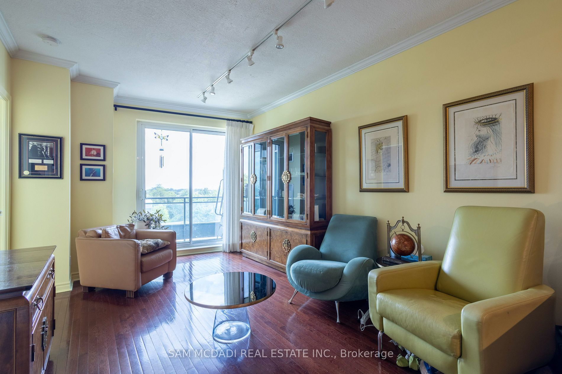 Listing C6733284 - Large Photo # 10