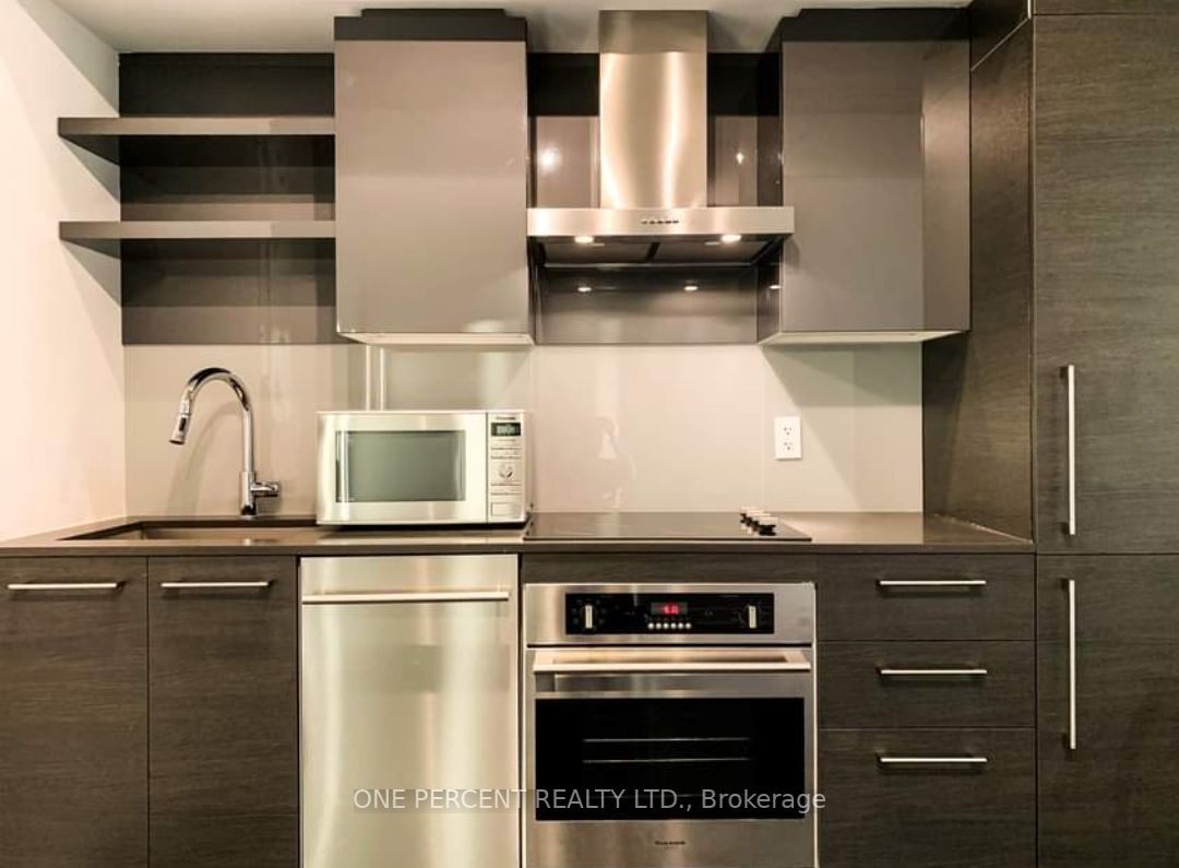 1030 King St W, #1125